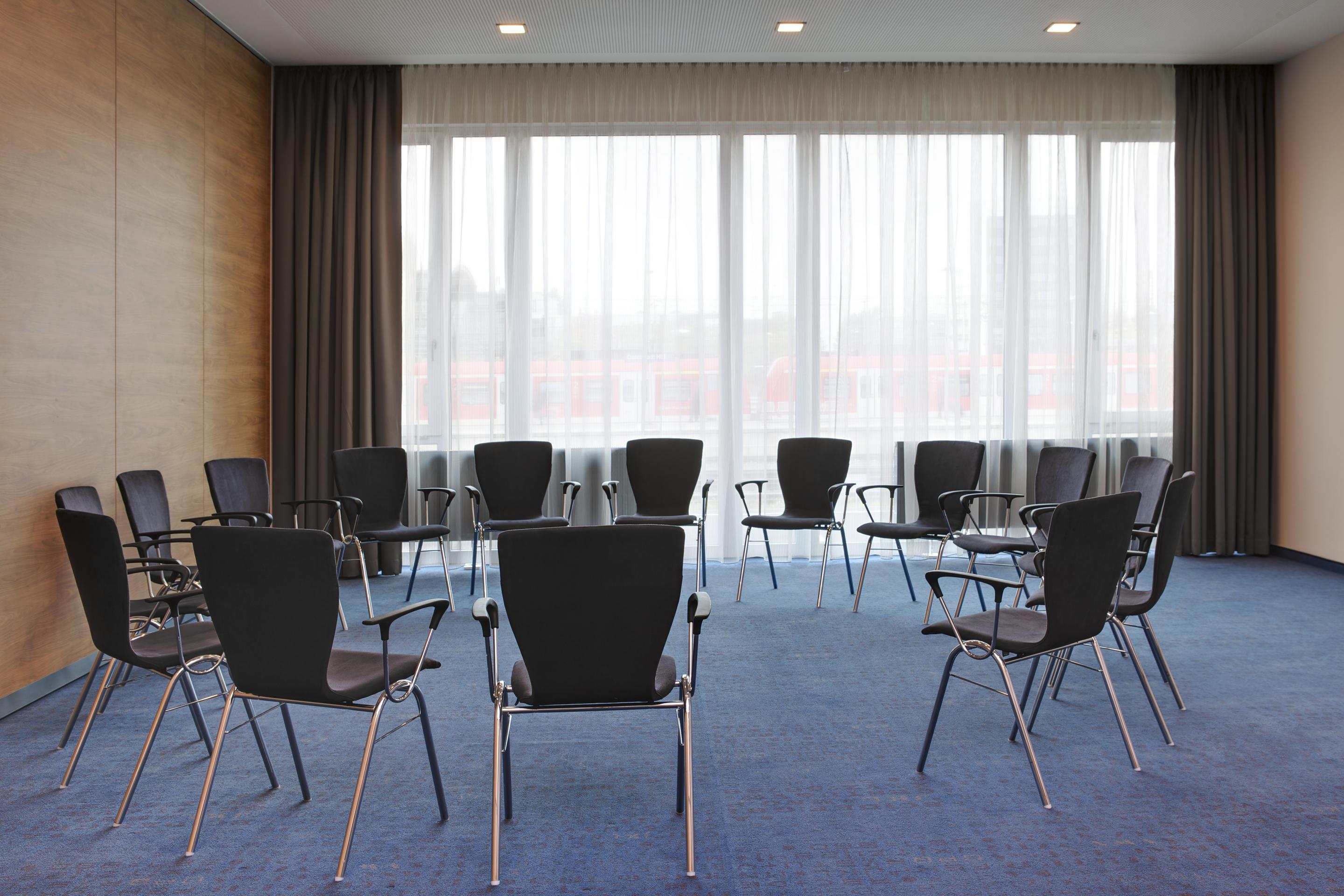 Intercityhotel Дармщат Екстериор снимка