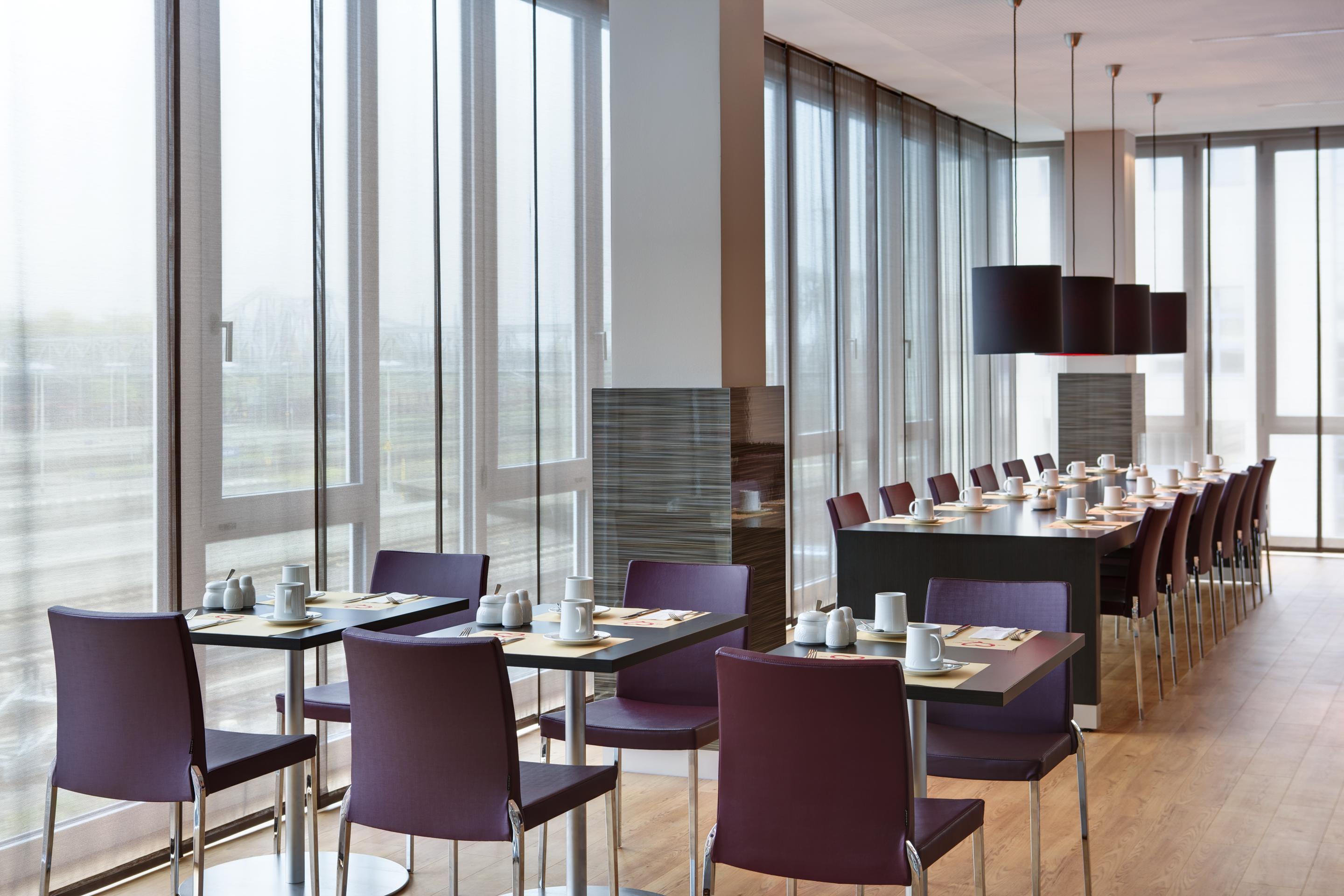 Intercityhotel Дармщат Екстериор снимка