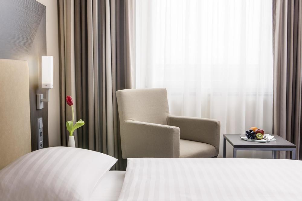 Intercityhotel Дармщат Екстериор снимка